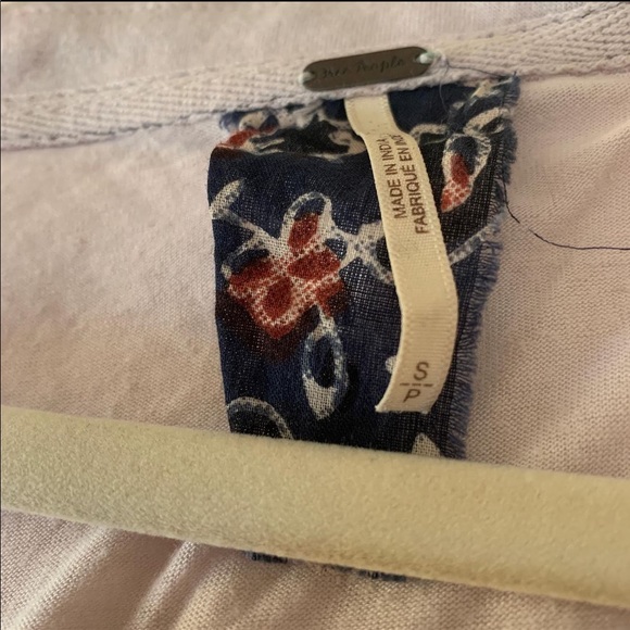 FREE PEOPLE Lilac Medallion Print Pullover Blouse - Picture 3 of 3